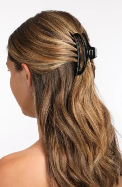 Belle Large Narrow Cutout Curve Claw Clip