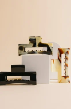 Large Cutout Rectangle Claw Clip - Classic