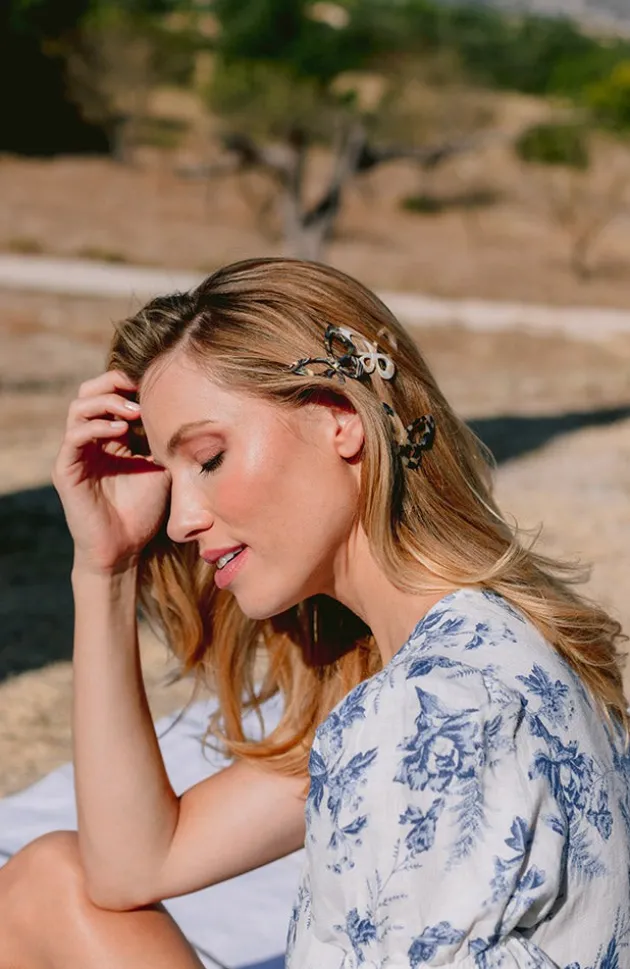 Small Cutout Butterfly Tige Boule Barrette - Classic
